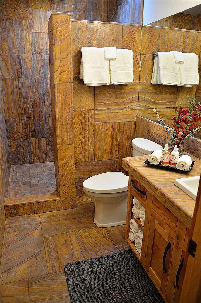 Wall Street Suites Bend Luaran gambar